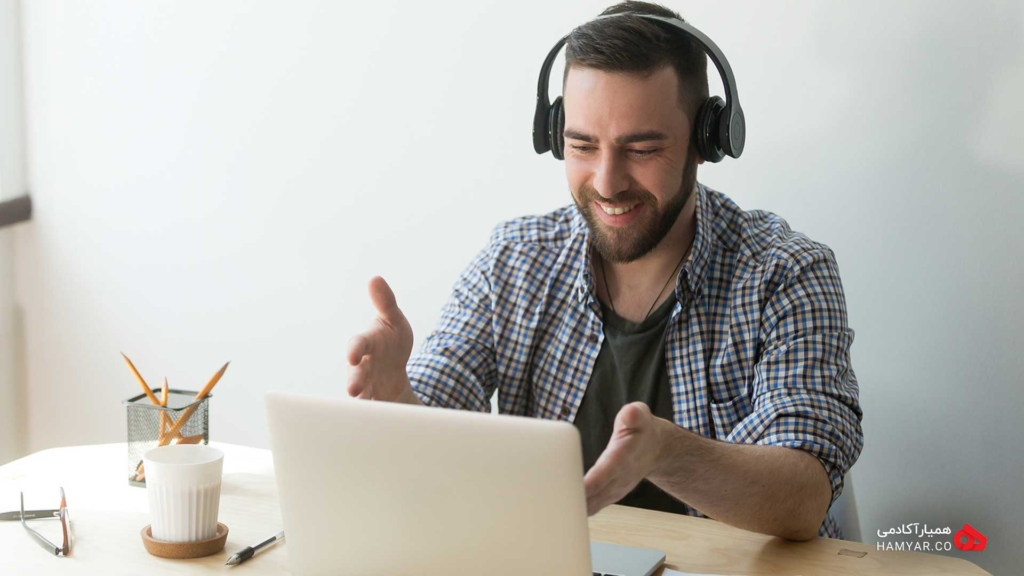 وبینار چیست و چگونه با فروش آن درآمدزایی کنیم؟ 1 وبینار چیست