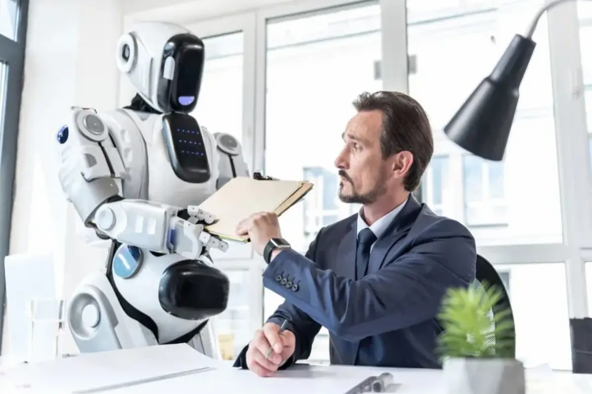 تأثیر هوش مصنوعی بر آینده شغل های سنتی