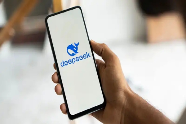 هوش مصنوعی deepseek چیست؟ بررسی قابلیت ها