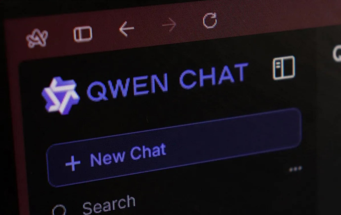 ارزیابی عملکرد Qwen در زبان فارسی