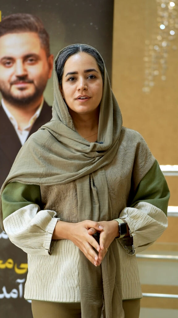زهرا خباززاده